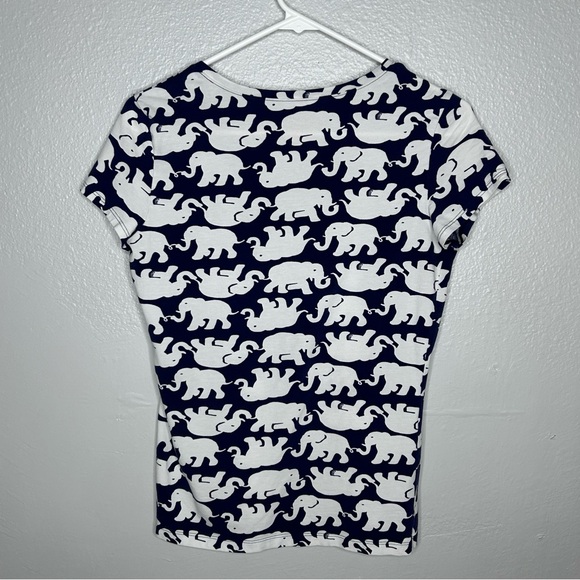 Lilly Pulitzer Bright Navy Tusk In The Sun Elephant Print Michelle V-Neck Tee - Picture 4 of 4